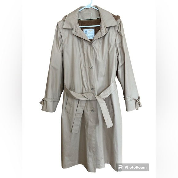 London Fog Jackets & Blazers - Vintage 70’s London fog trench coat removable fleece liner hood size 16